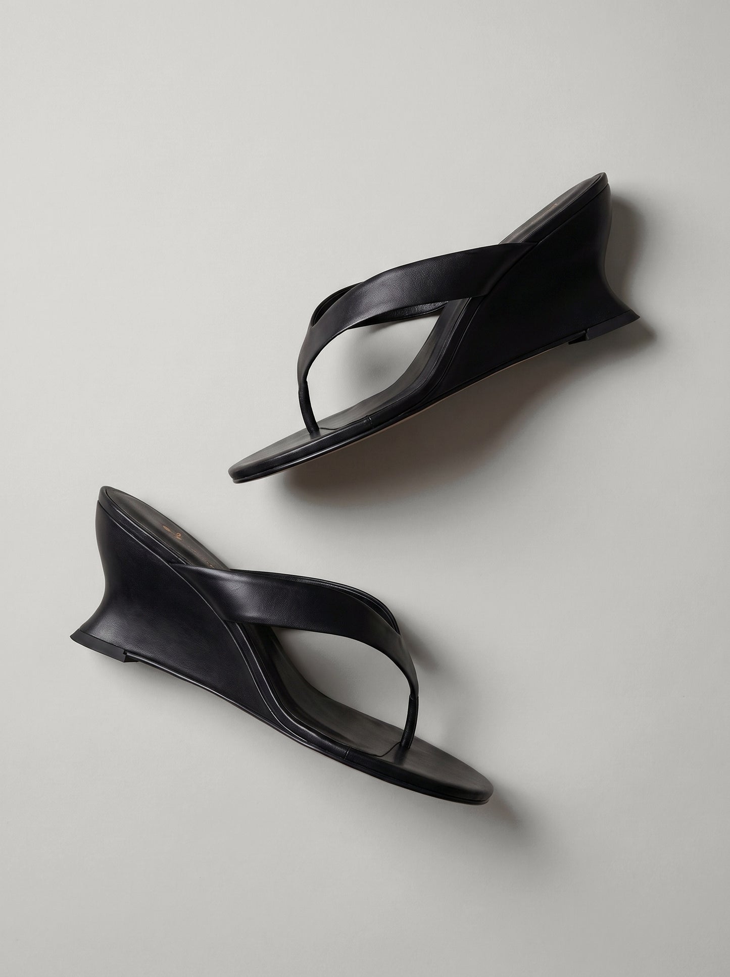 Cassia Black
