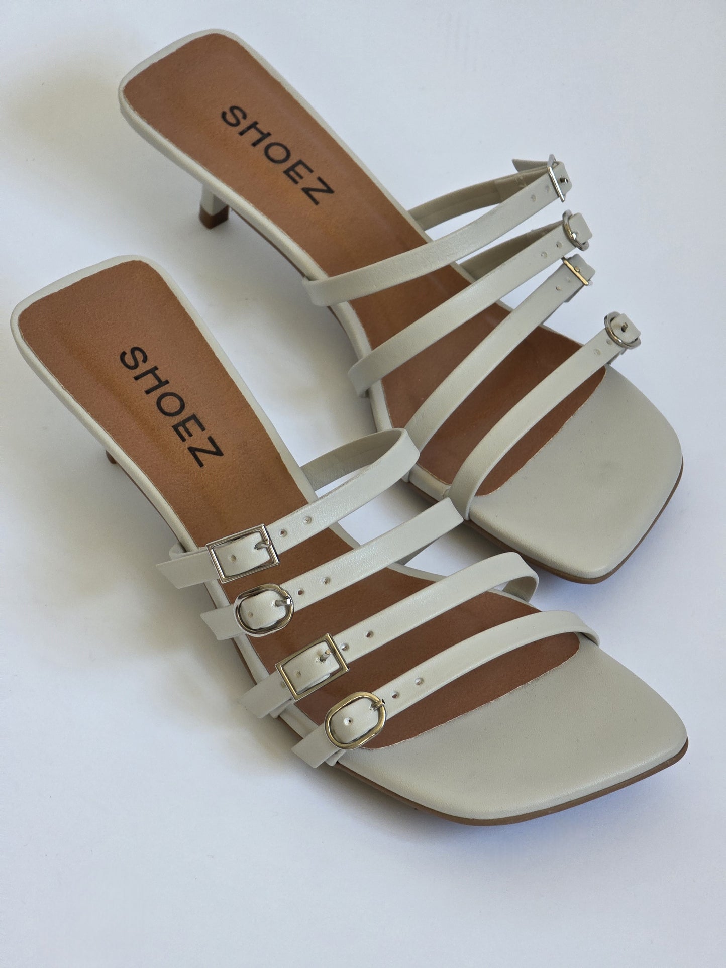 Laros Grey