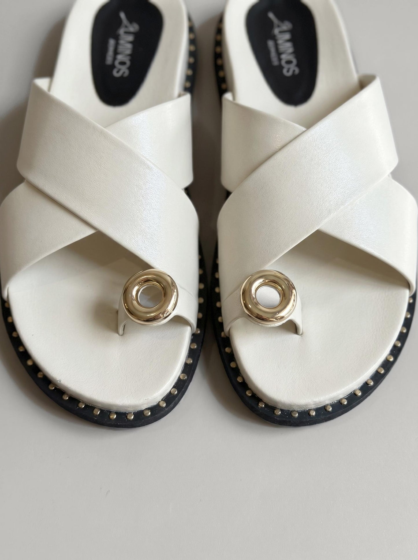 Winona Off White