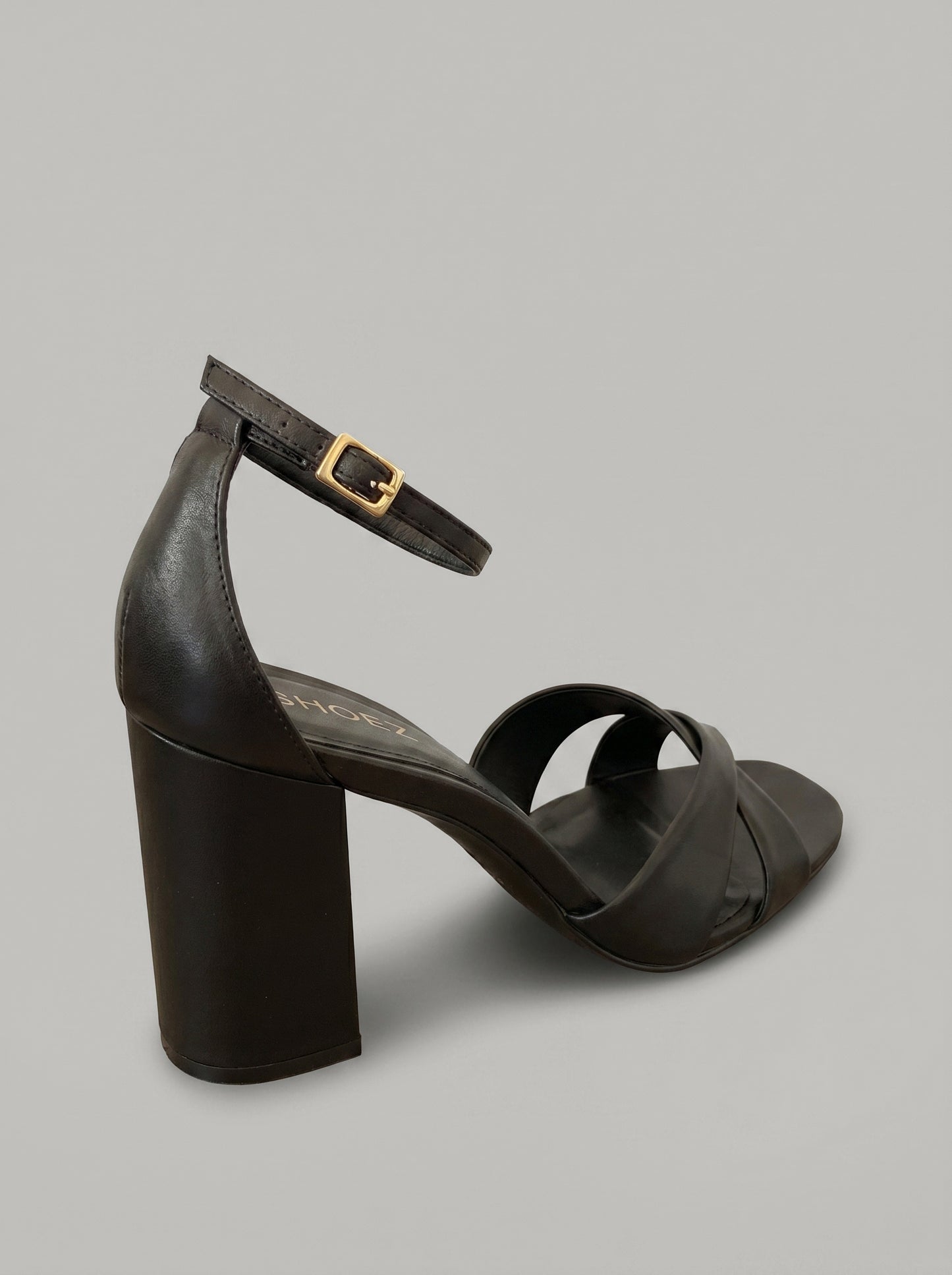 Capsule - Alexandera Black