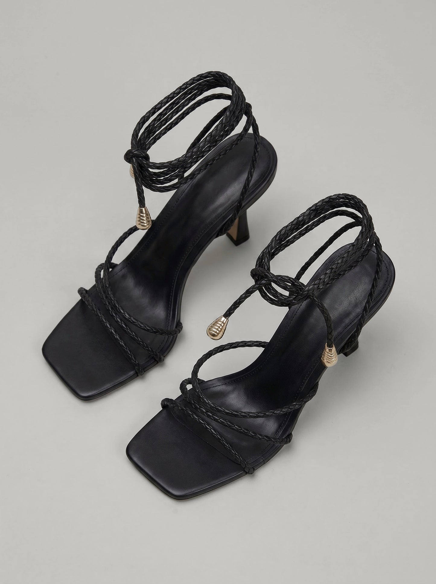 Capsule - Noa Heel Black