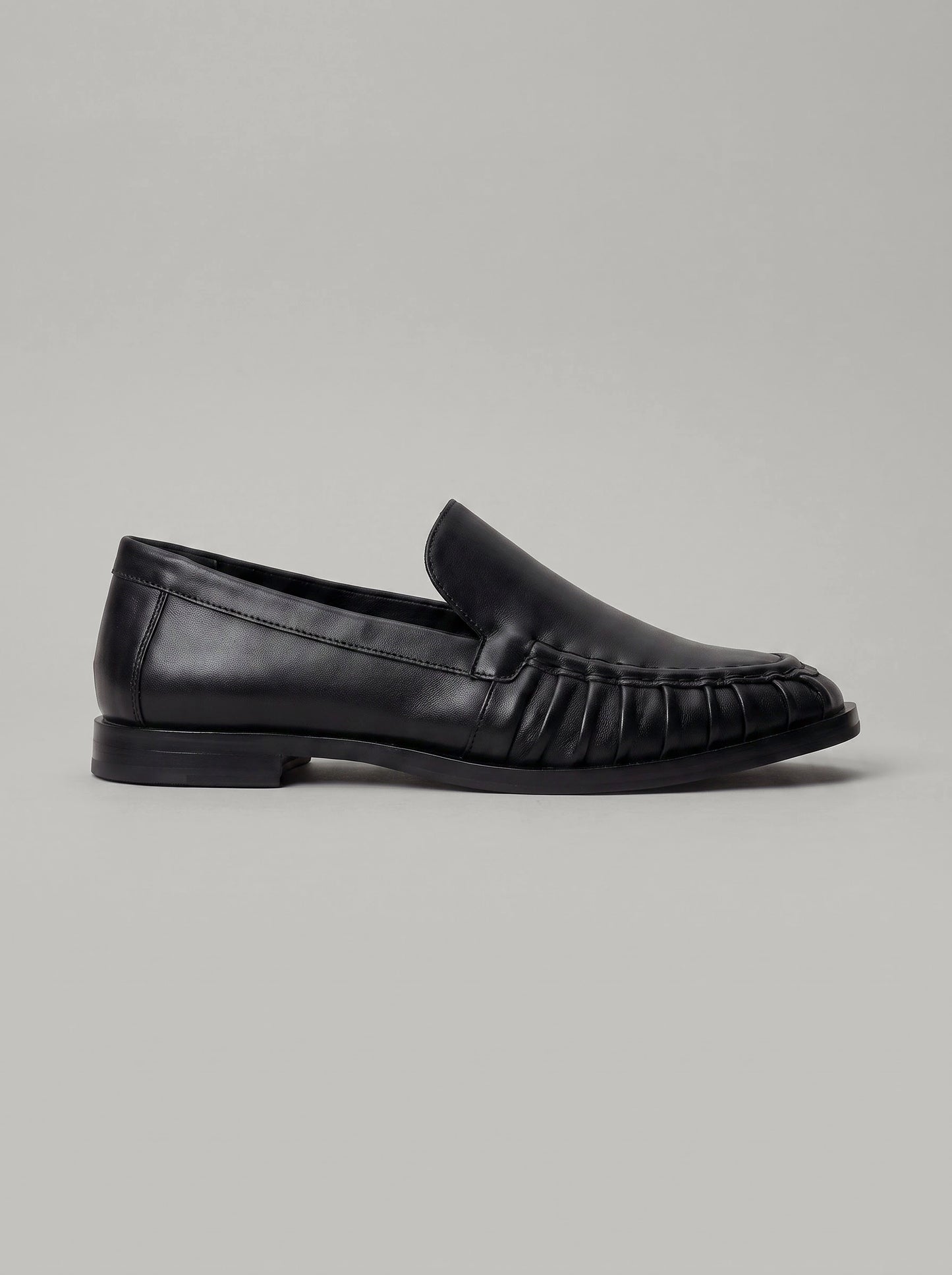 Capsule - Numa Black