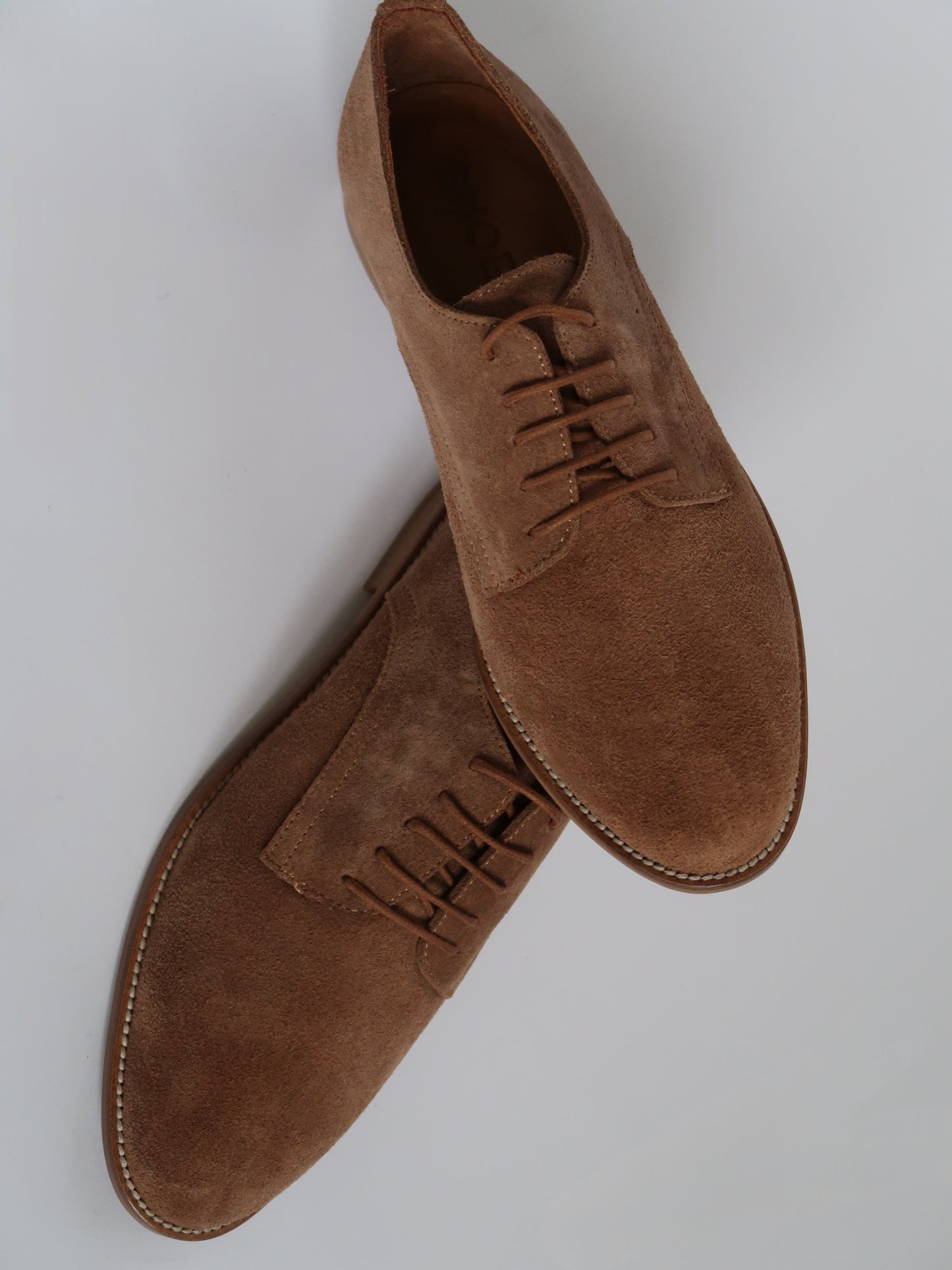 Bernard Camel - SHOEZ