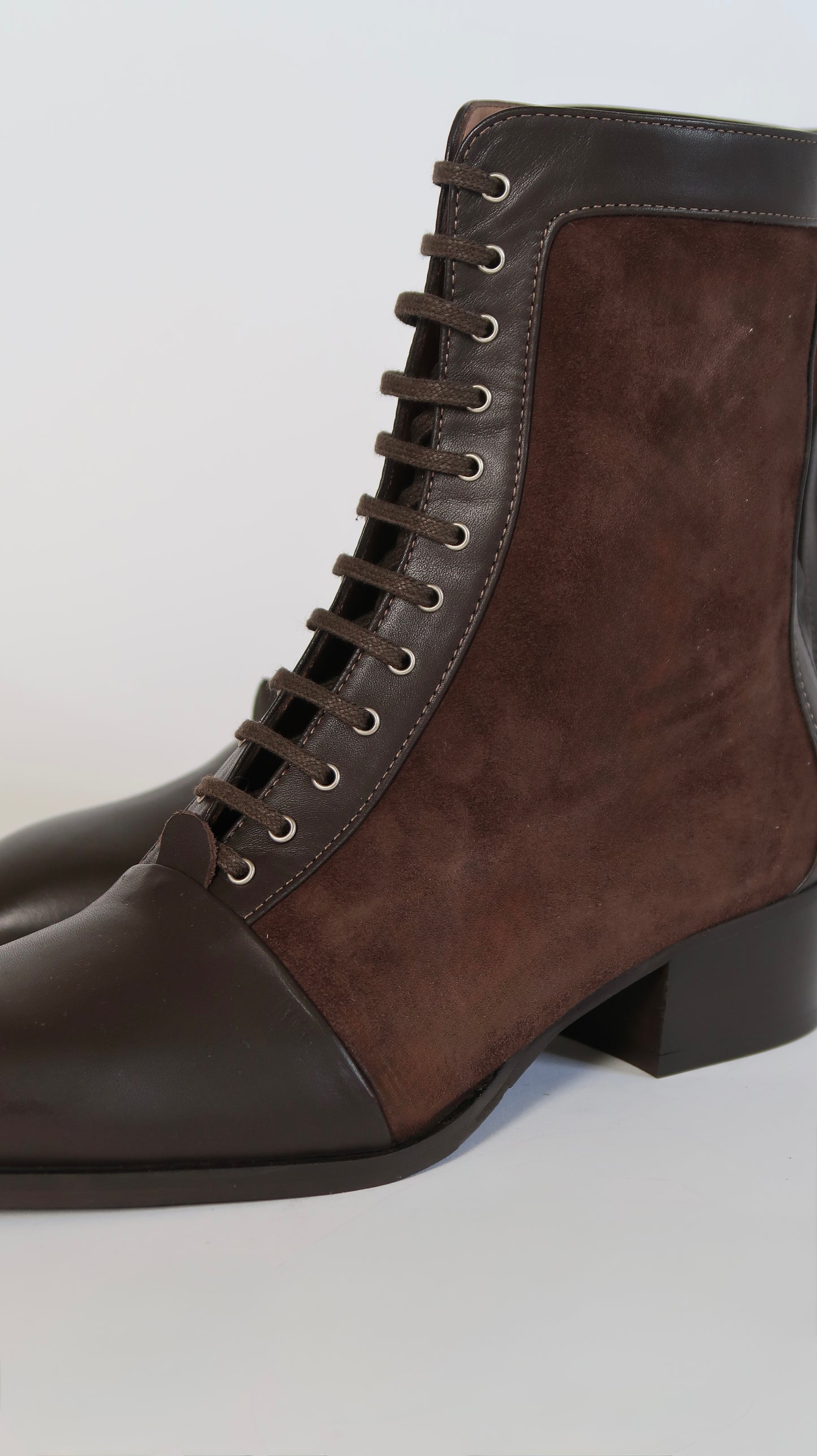 Remiro Brown - SHOEZ