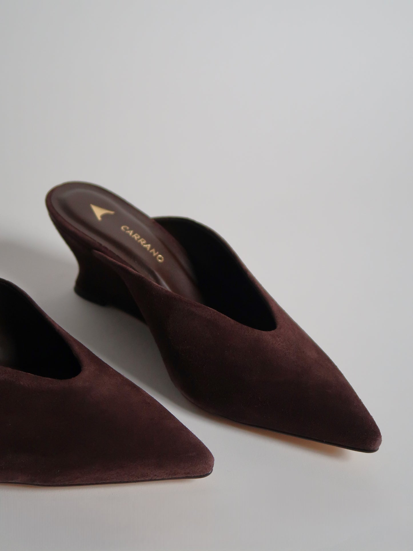 Capsule - Muse Dark Browm