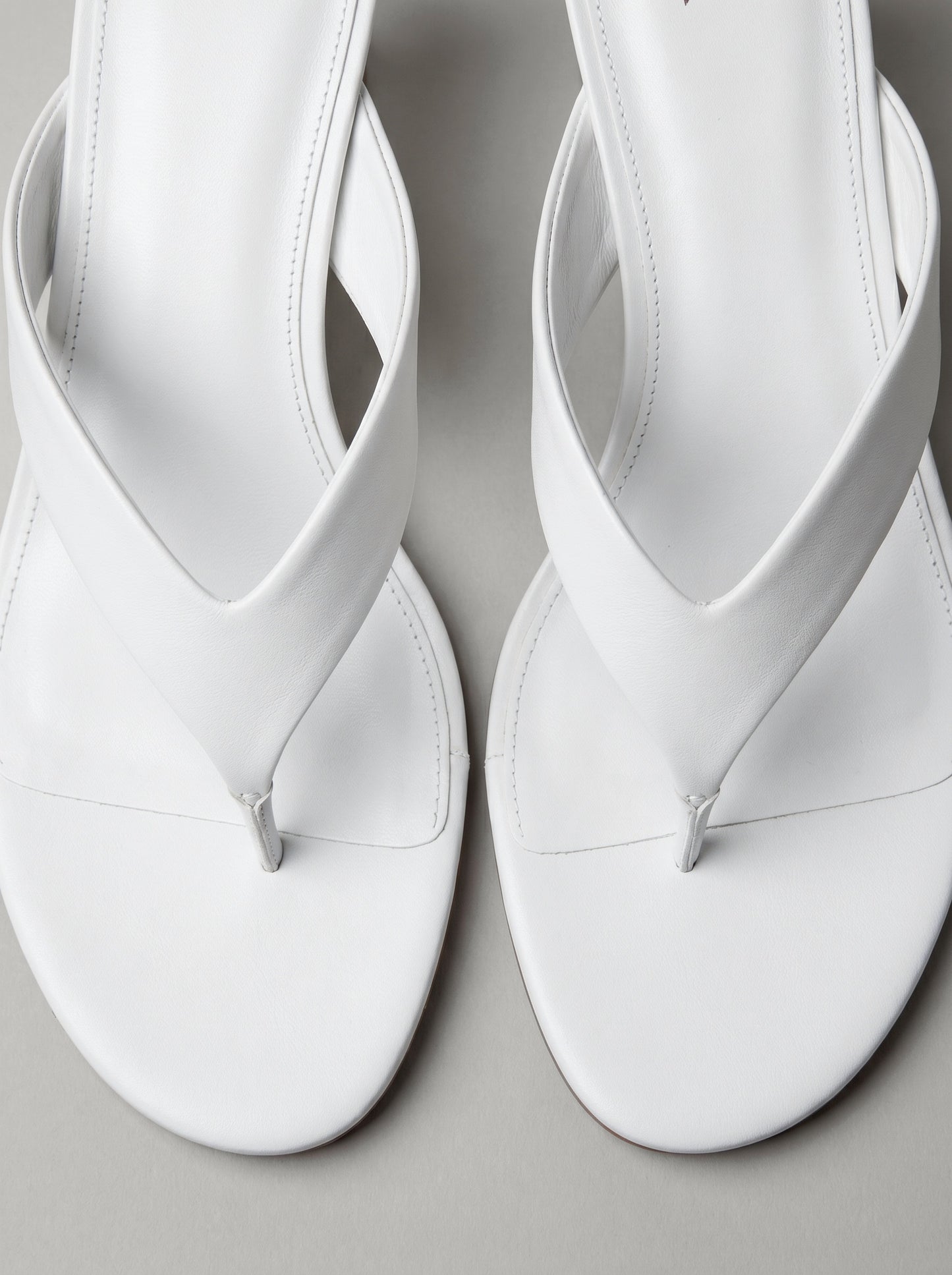 Capsule - Cassia White
