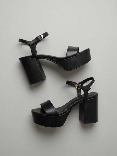 Capsule - Loren Black