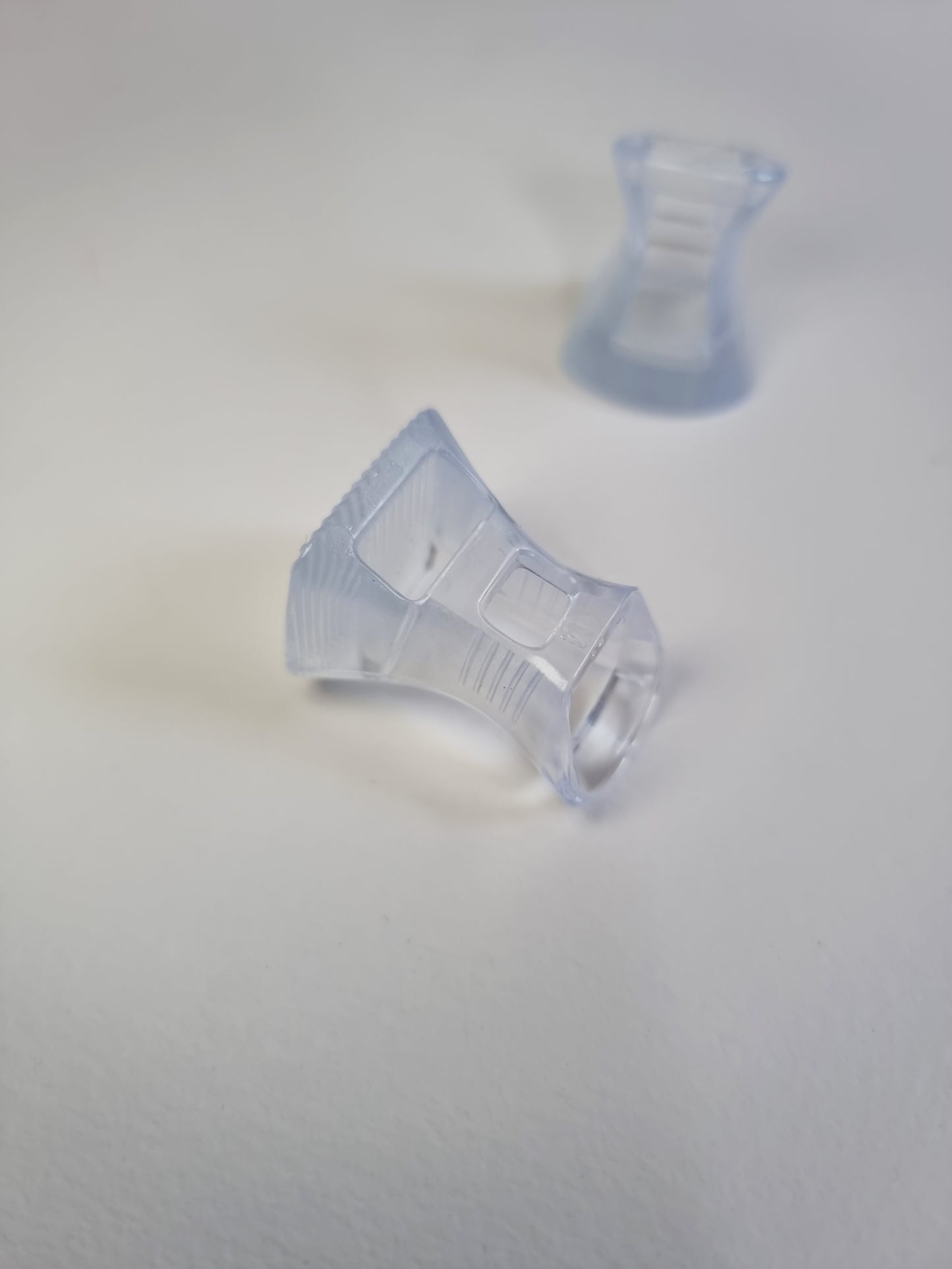 מגני עקב - זוג