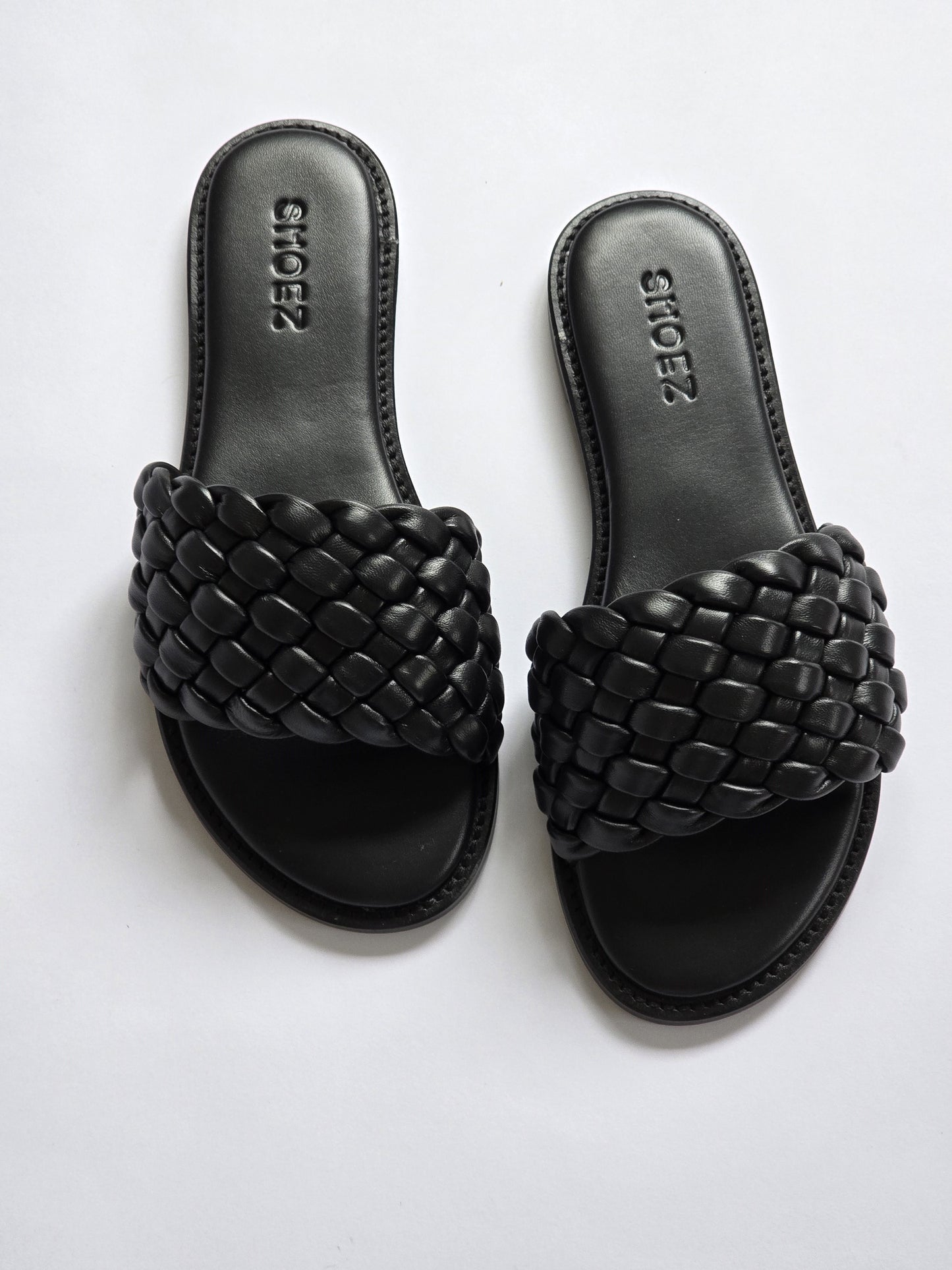 Sheina Black