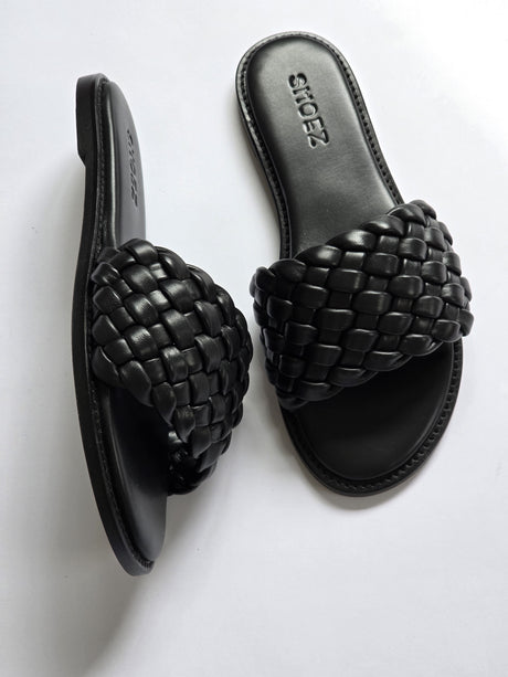 Sheina Black