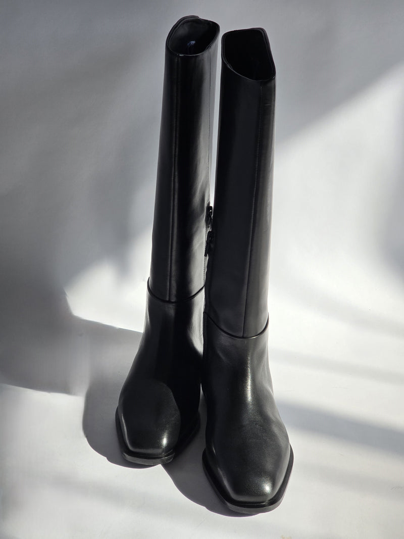 Lorenzo Black - SHOEZ