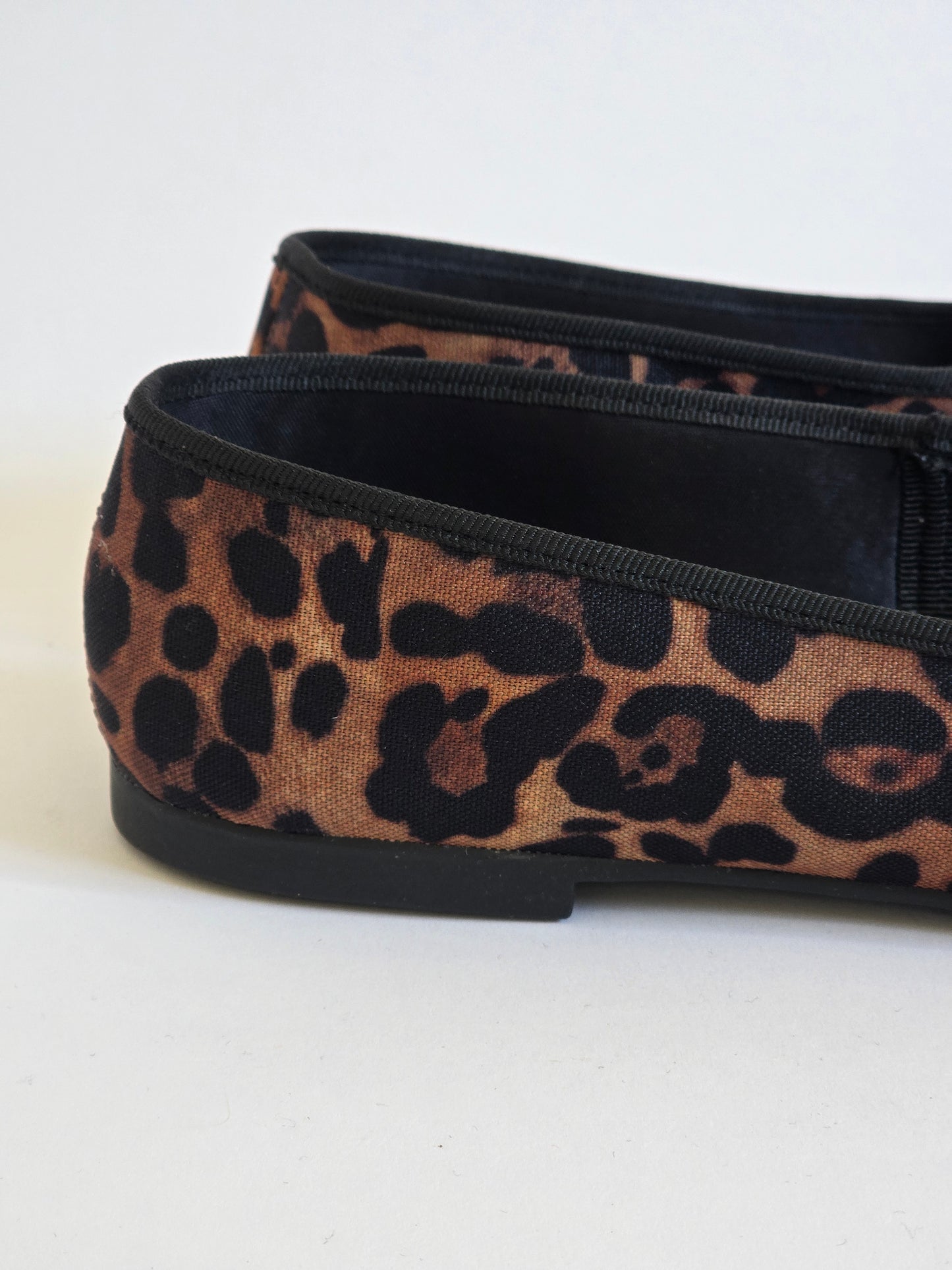 Bari Leopard - SHOEZ
