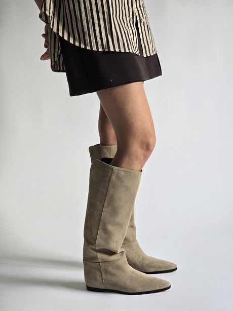 Capsule - Eleanora Sand