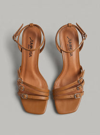 Viola Tan