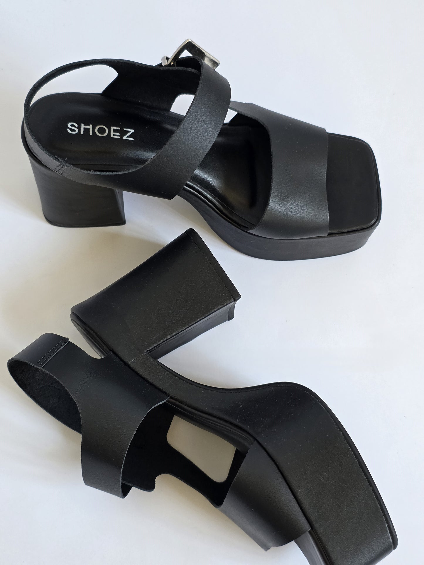 Roca Black