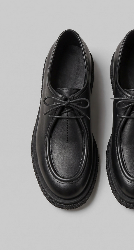 Lucca Black