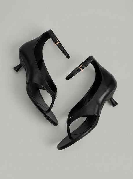 Capsule - Liam Black