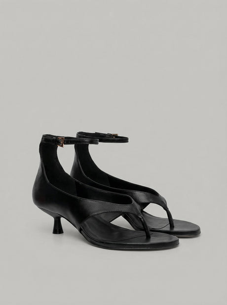 Capsule - Liam Black