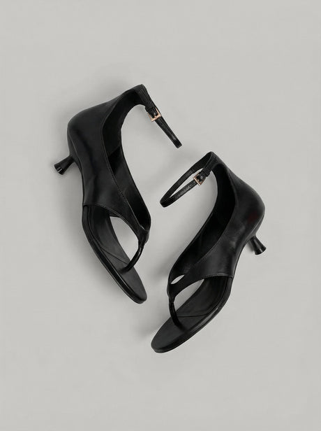 Capsule - Liam Black