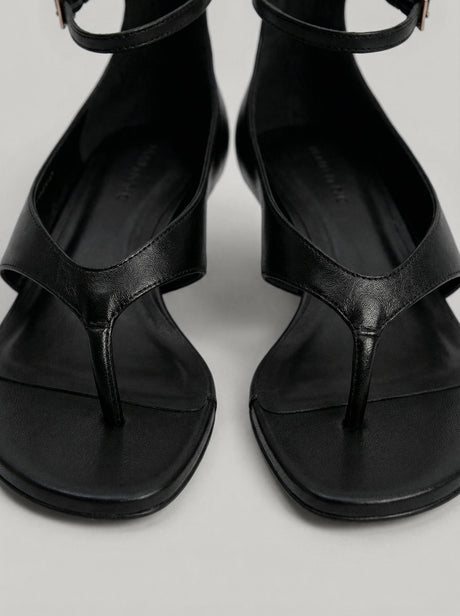 Capsule - Liam Black