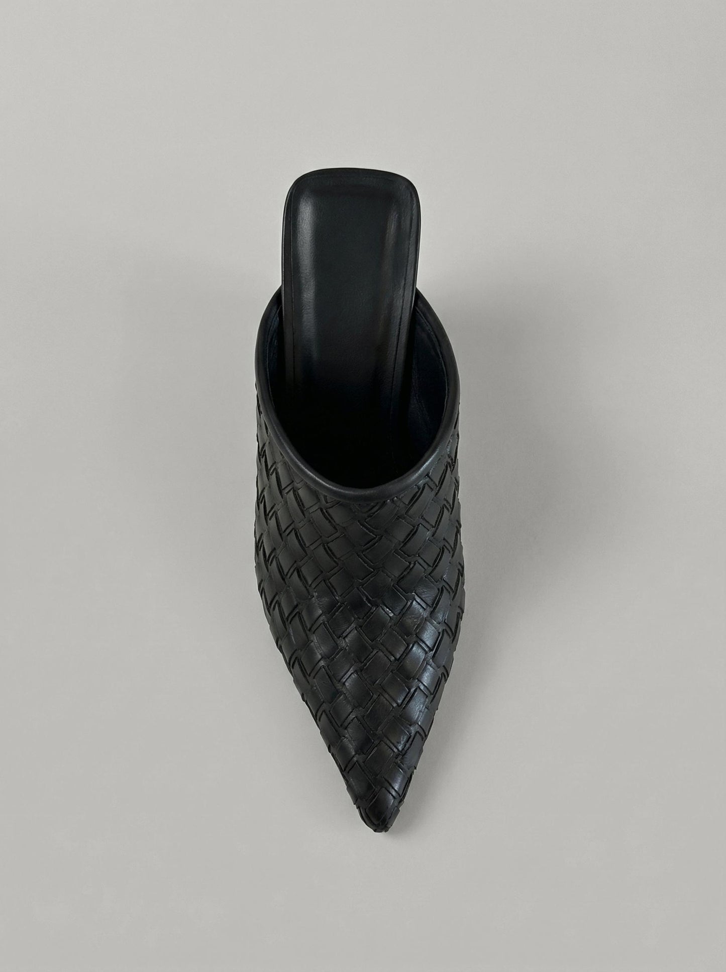 Capsule - Spenser Black