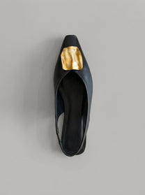 Capsule - Kara Black