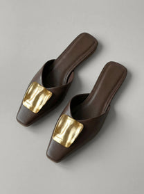 Capsule - Venetia Brown