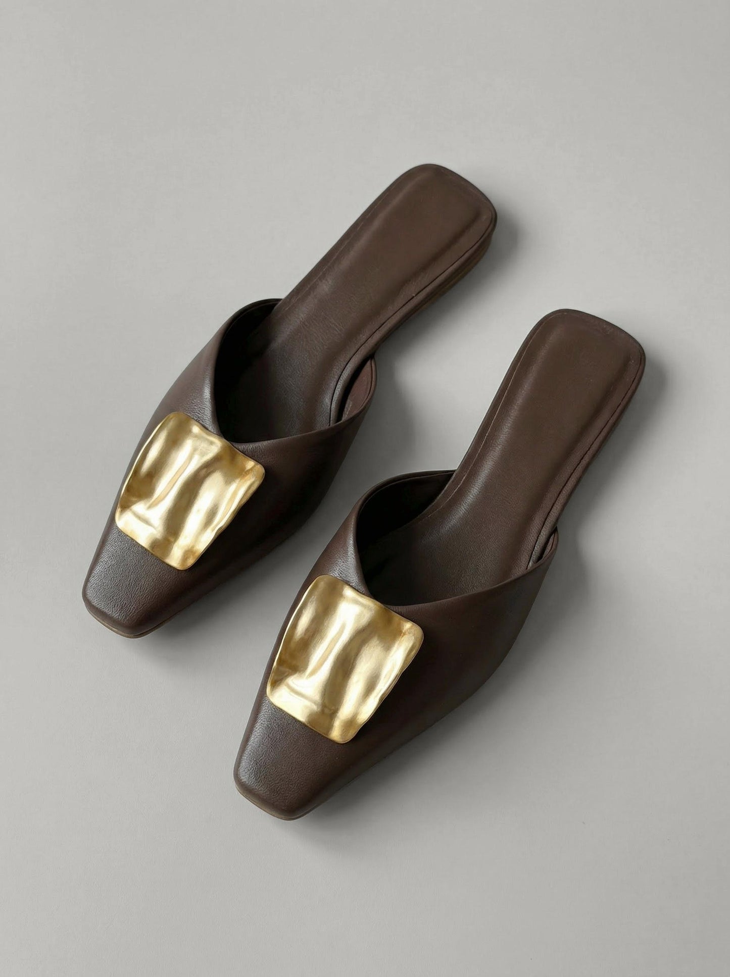 Capsule - Venetia Brown