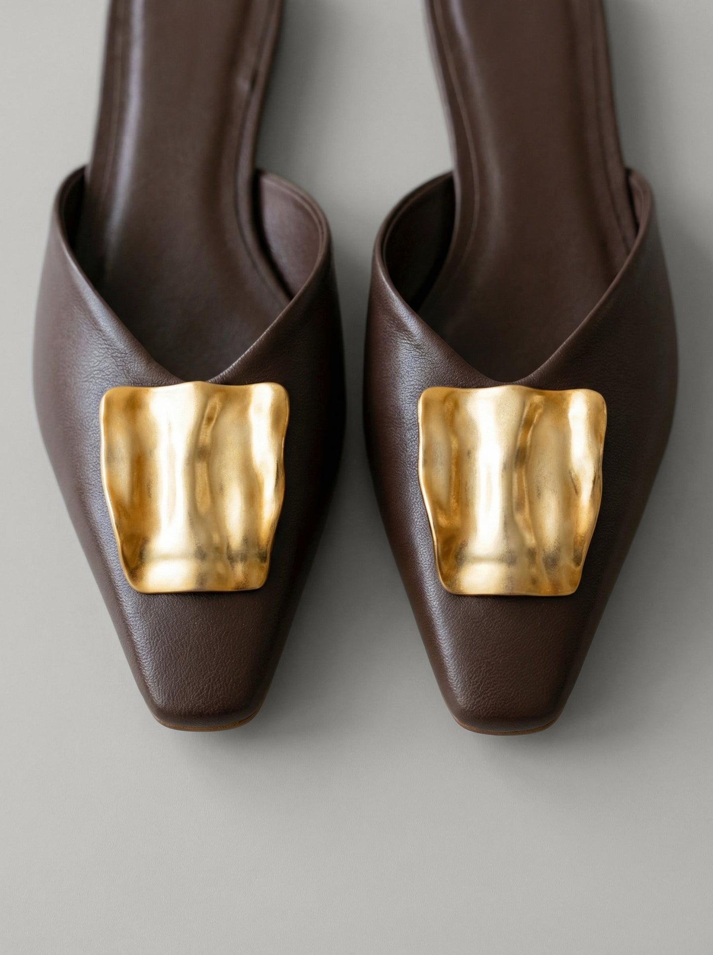 Capsule - Venetia Brown