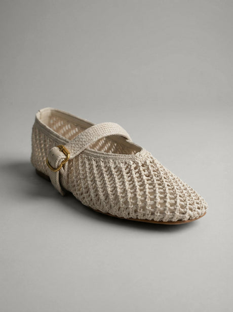 Capsule - Alaria White