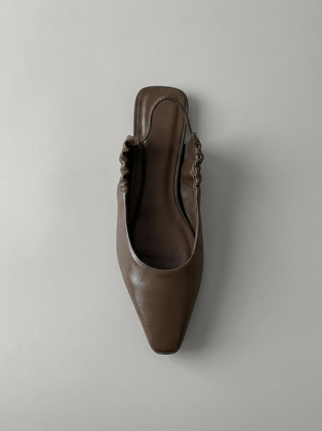 Capsule - Elle Brown Flat