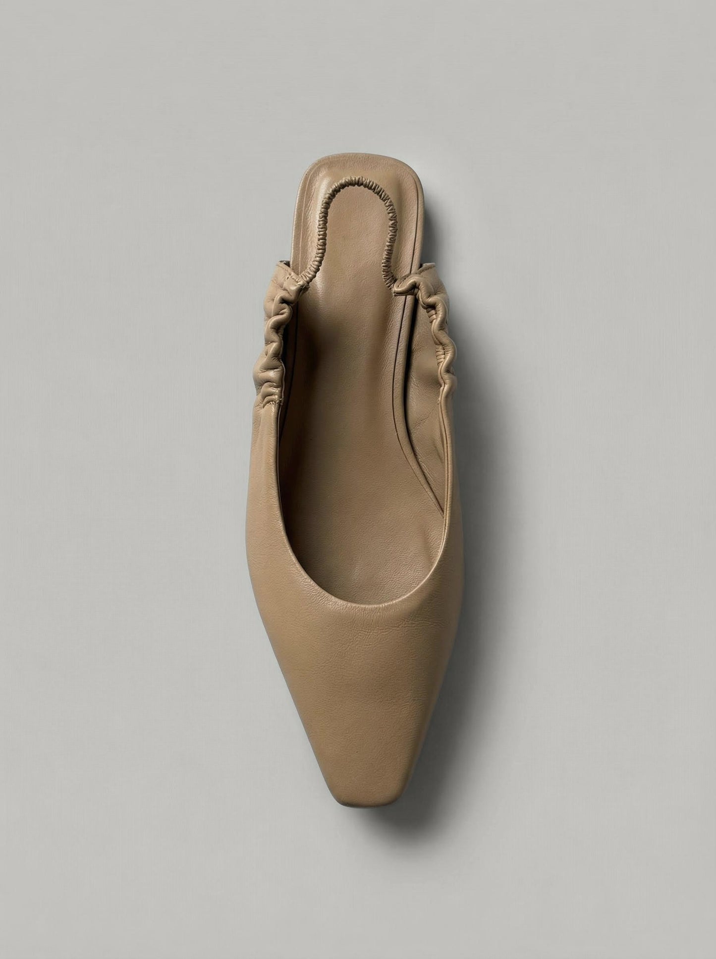 Capsule - Elle Caramel Flat