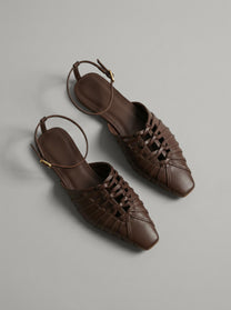 Capsule - Daisy Brown