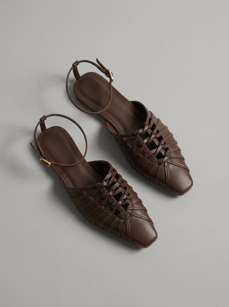 Capsule - Daisy Brown