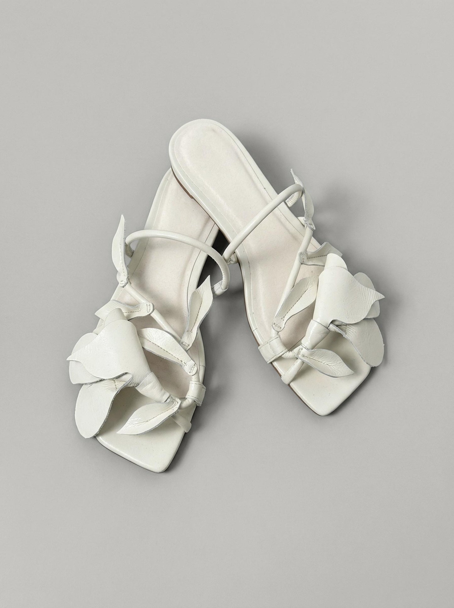 Capsule - Talisa Off-White