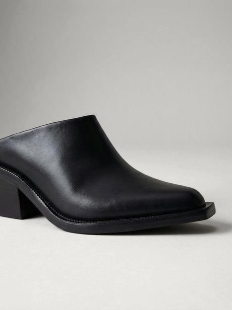 Capsule - Santana Black