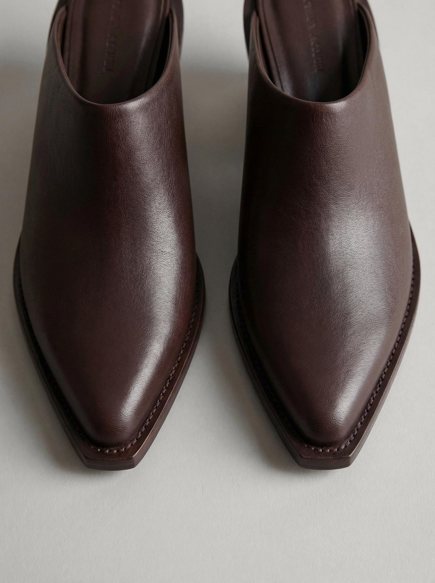 Capsule - Santana Brown