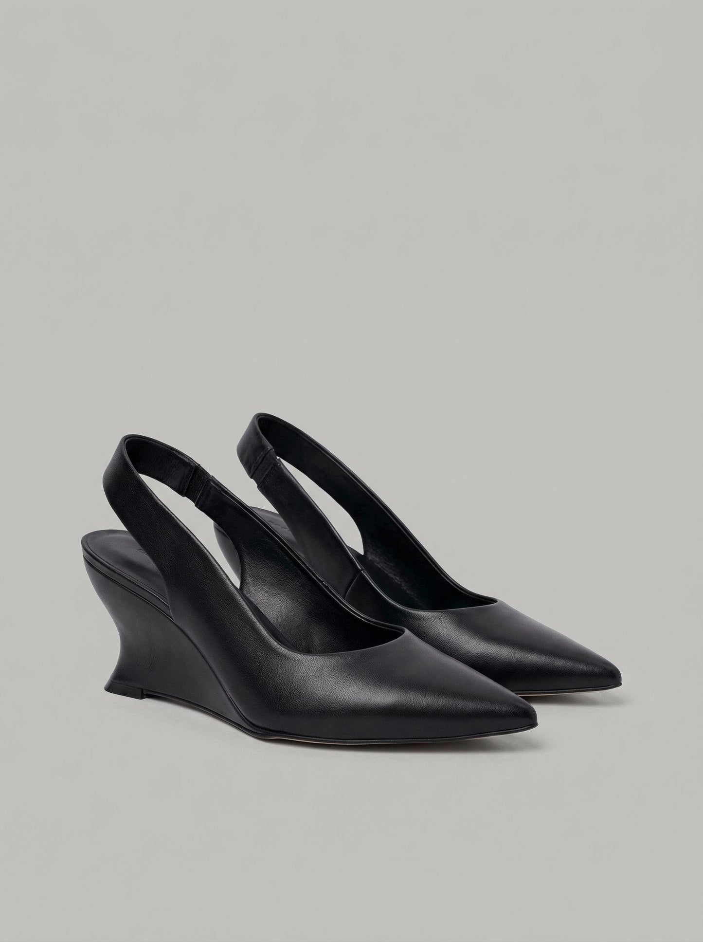 Capsule - Marlene Black