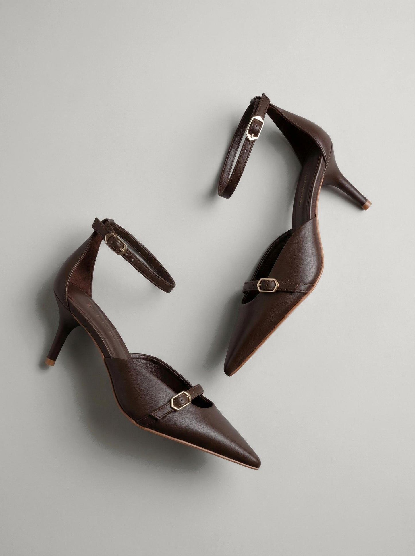 Capsule - Uma Dark Brown