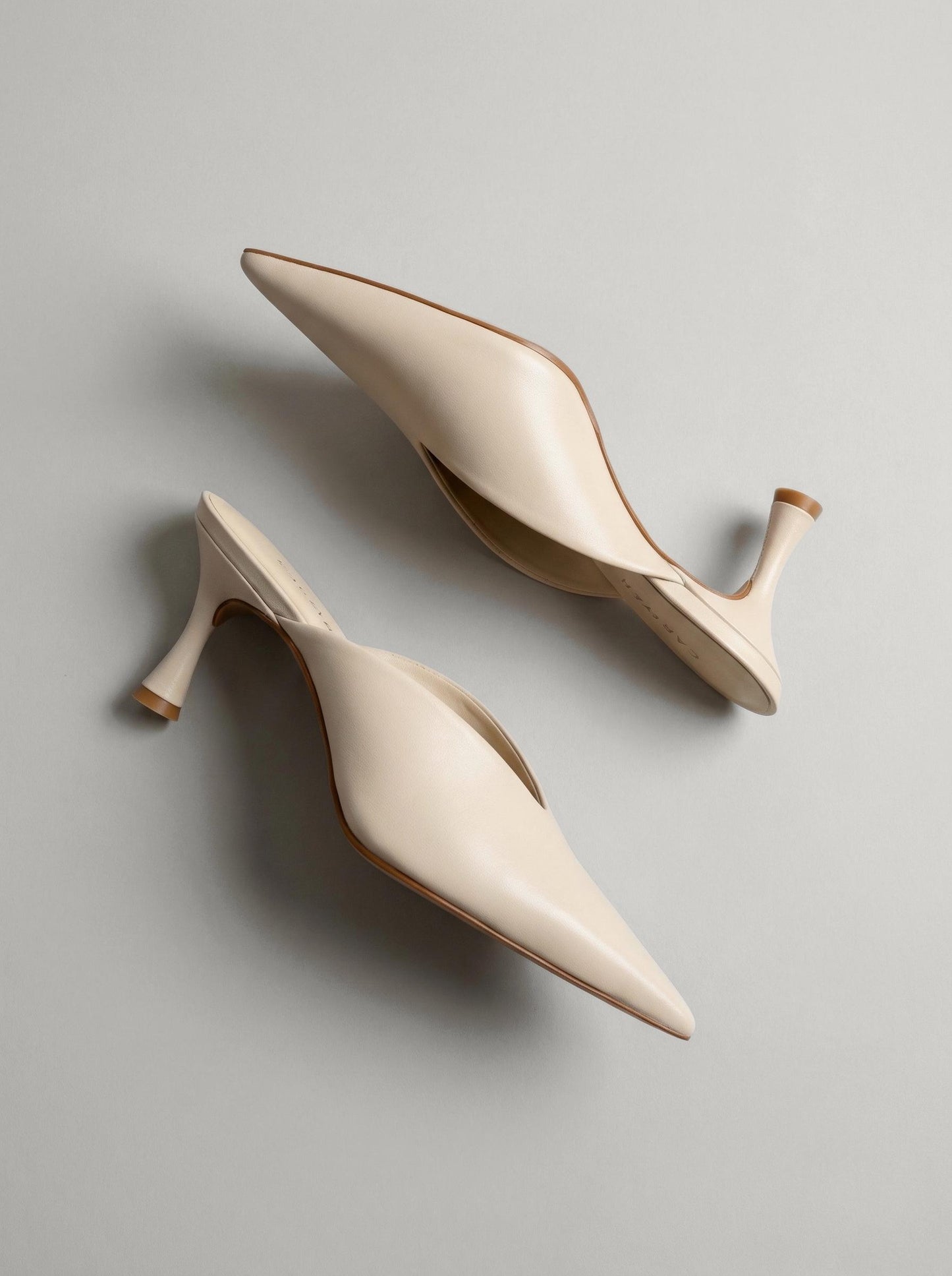 Capsule - Aveline Cream