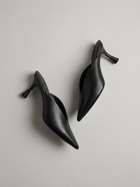 Capsule - Aveline Black