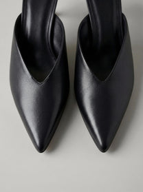Capsule - Aveline Black
