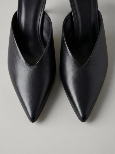 Capsule - Aveline Black