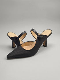 Gigi Black
