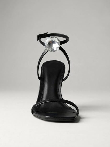 Capsule - Clari Black