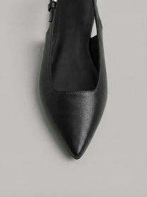 Capsule -Zelie Black