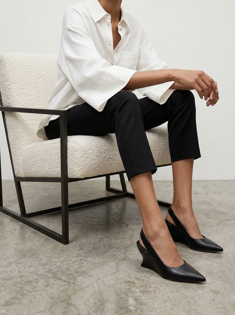 Capsule - Marlene Black