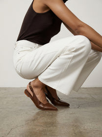 Capsule -Zelie Brown