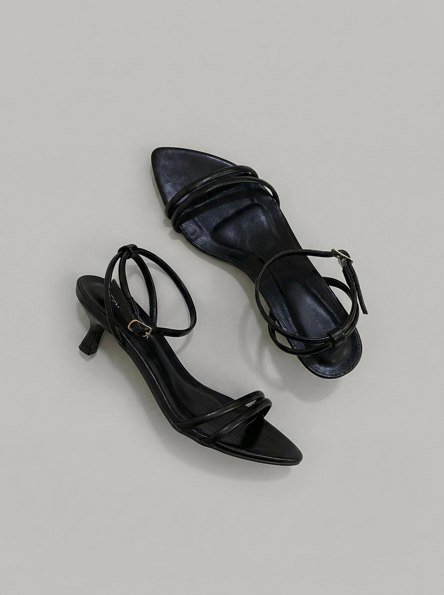 Luna Black