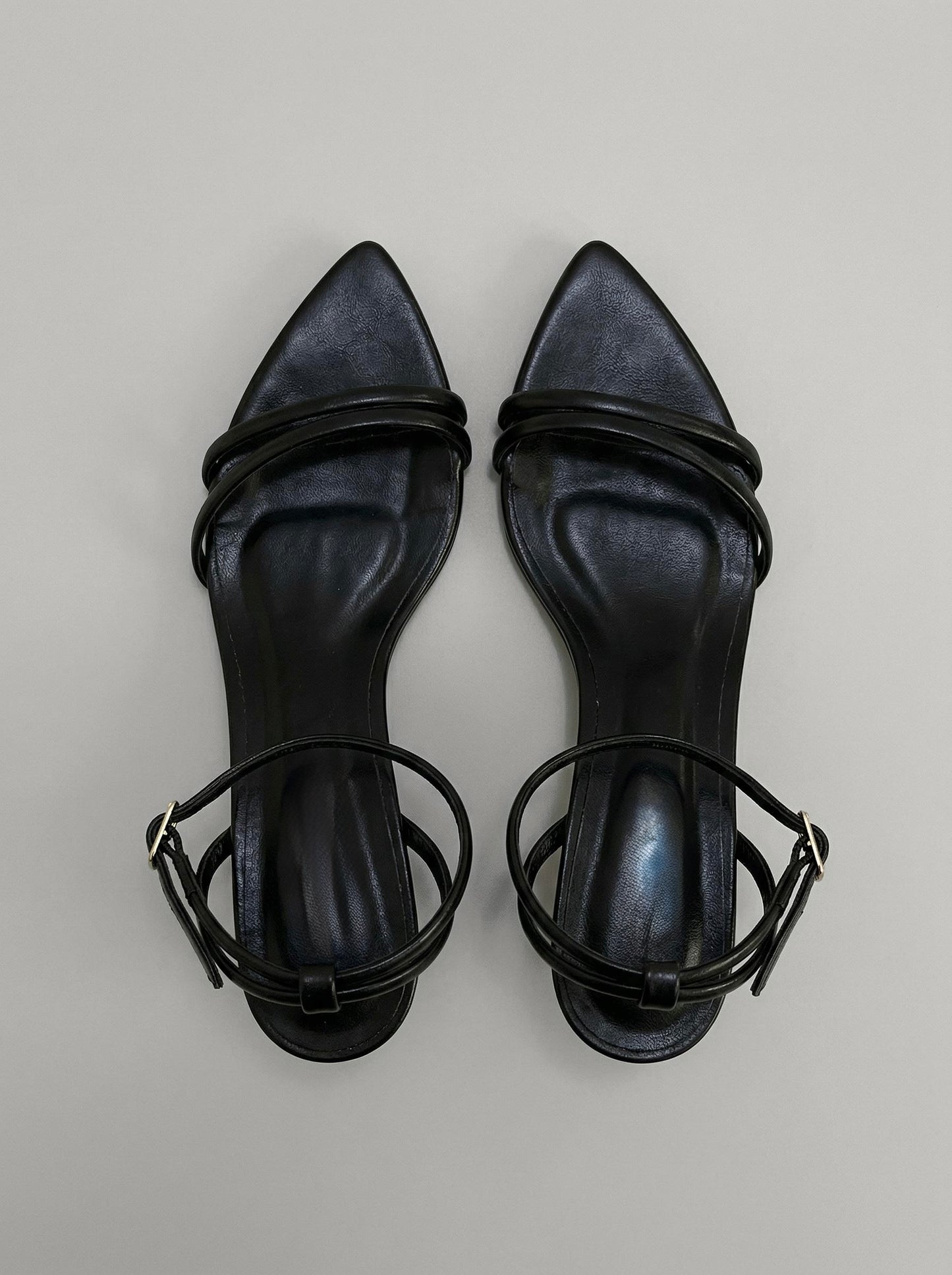 Luna Black